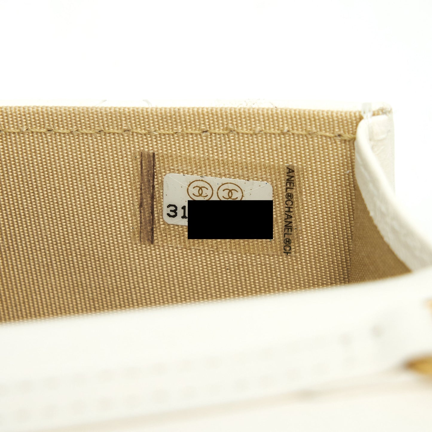 Chanel 21b Pearl crush mini flap bag with chain/belt bag white