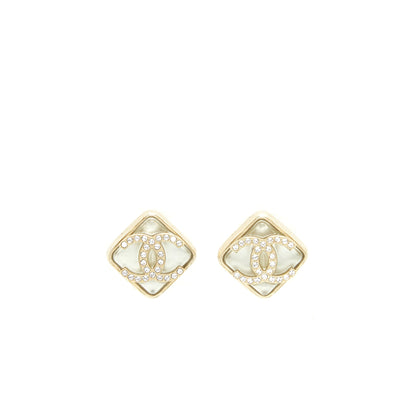 Chanel 22S Quilted CC Logo Earring Light Gold Tone