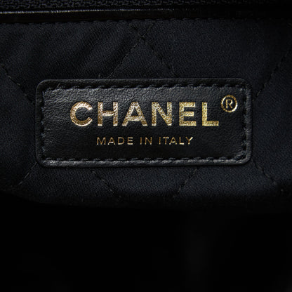 Chanel 22 Bag Shiny Calfskin Black