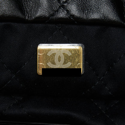 Chanel 22 Bag Shiny Calfskin Black