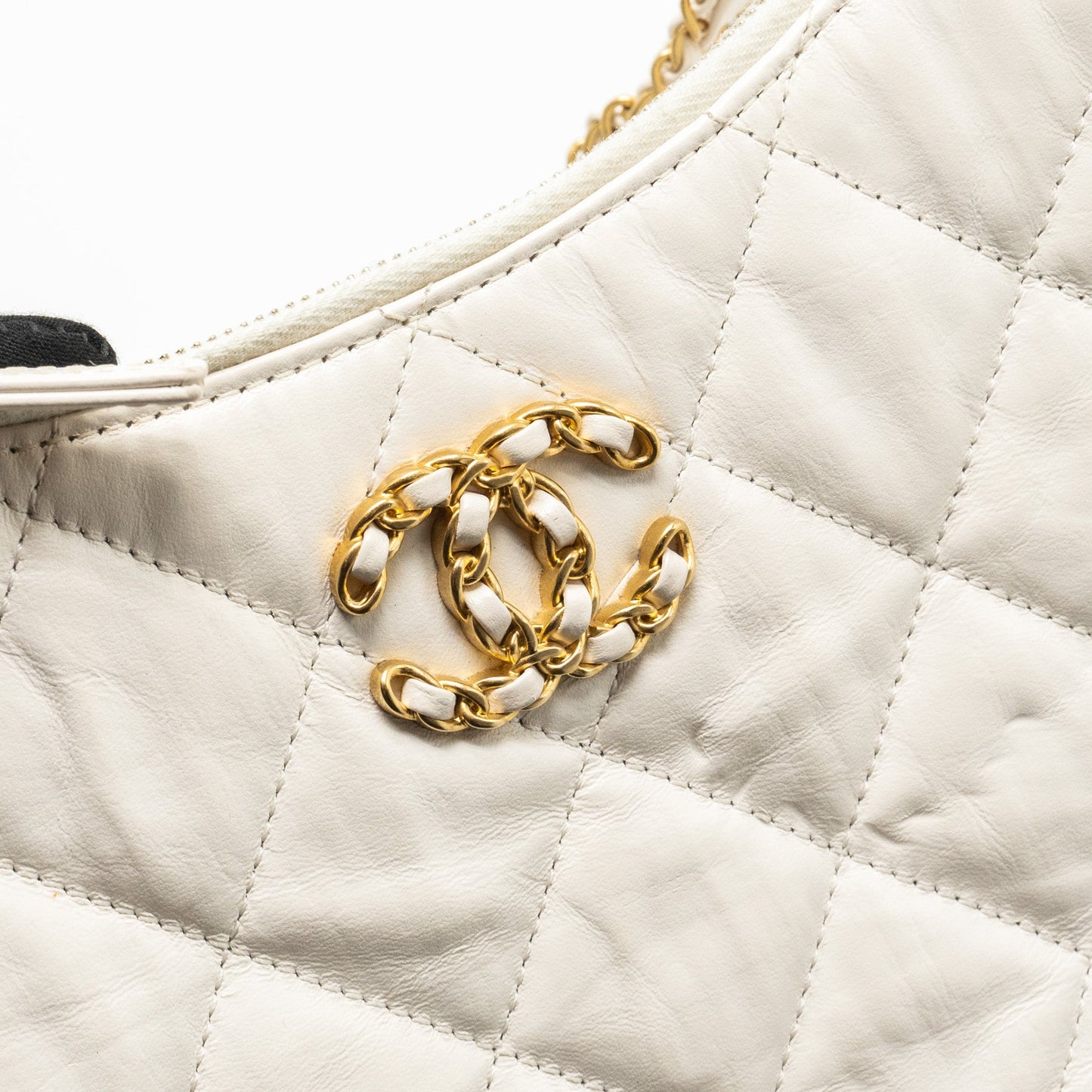 Chanel 23K Hobo Shoulder Bag Calfskin White  (Microchip)
