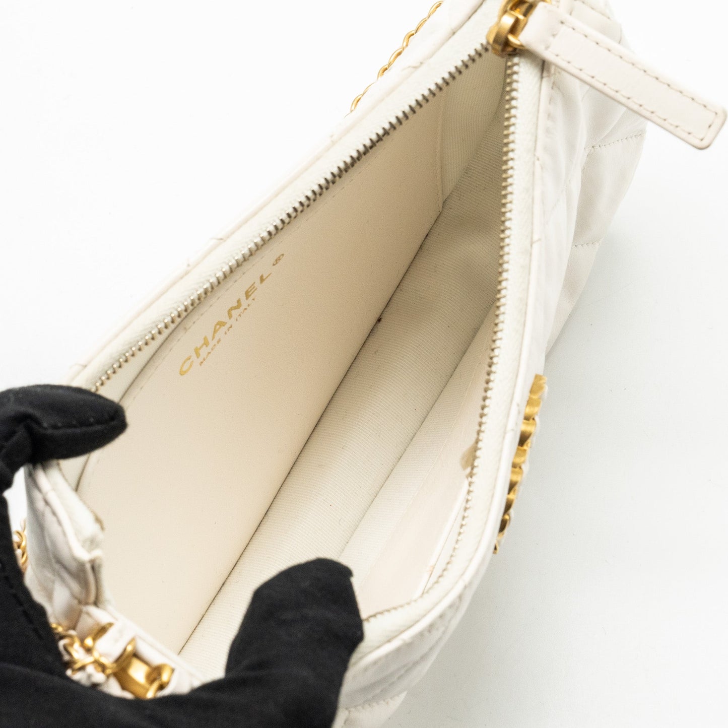 Chanel 23K Hobo Shoulder Bag Calfskin White  (Microchip)