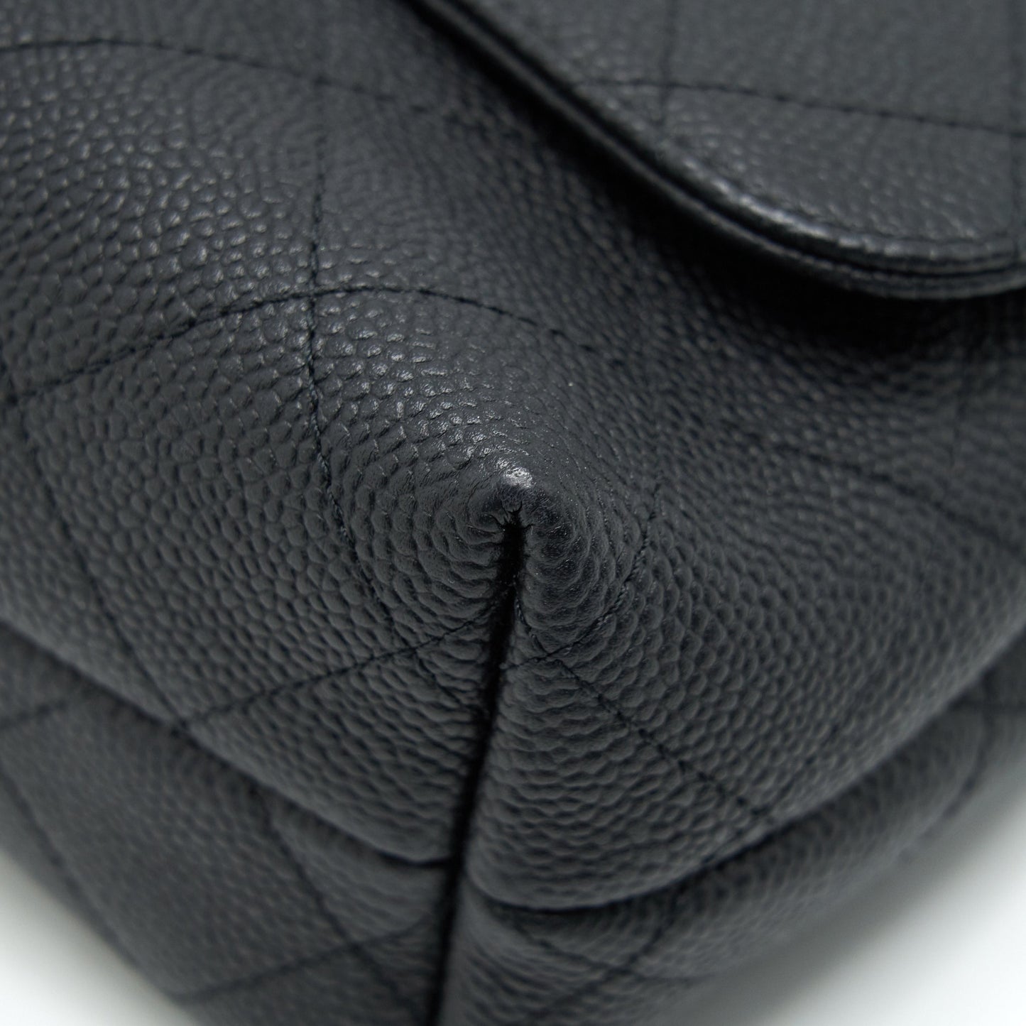 Chanel Caviar quilted flap Bag with handle and Chain Black L