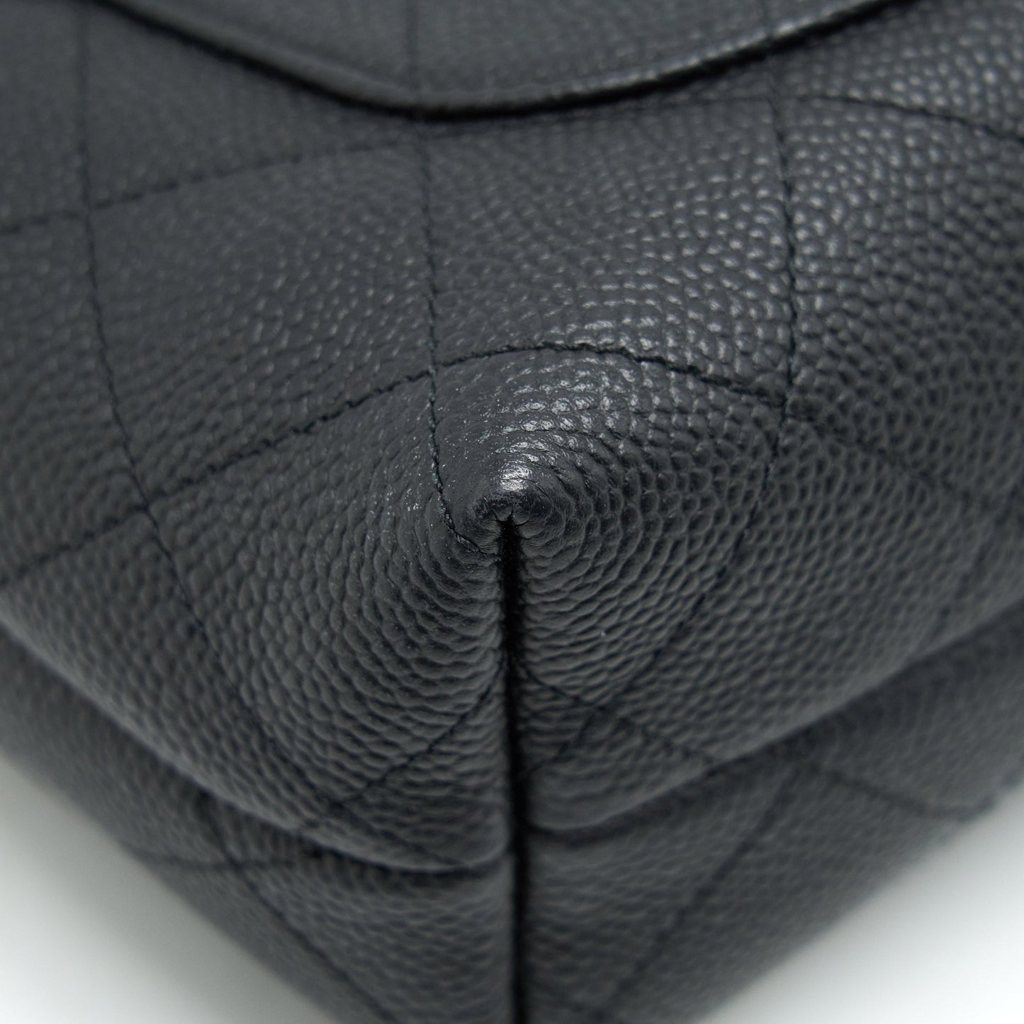 Chanel Caviar quilted flap Bag with handle and Chain Black L