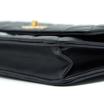Chanel pearl crush wallet on chain Lambskin black