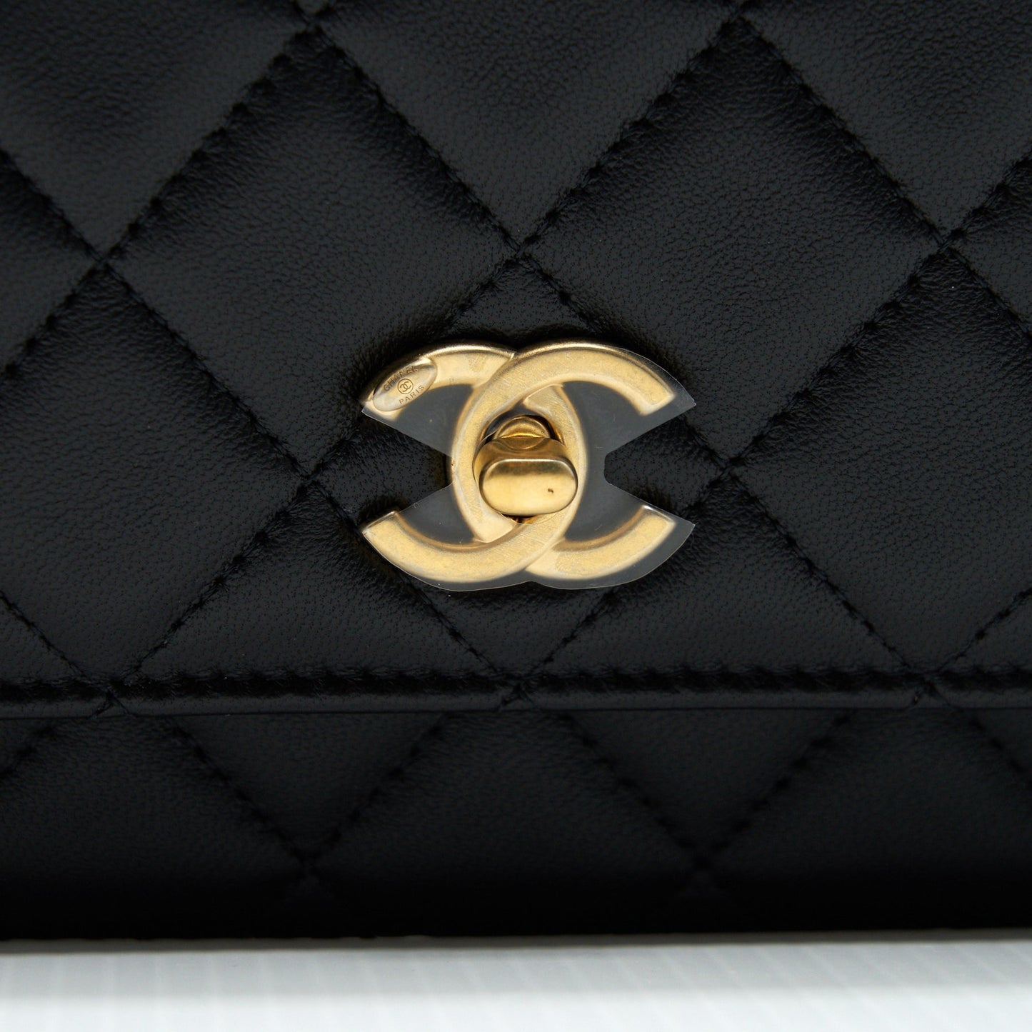 Chanel pearl crush wallet on chain Lambskin black