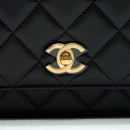 Chanel pearl crush wallet on chain Lambskin black