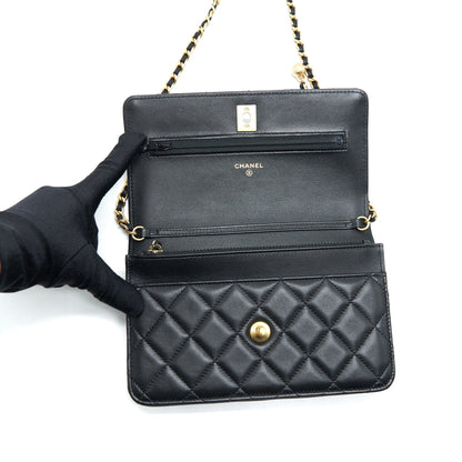 Chanel pearl crush wallet on chain Lambskin black