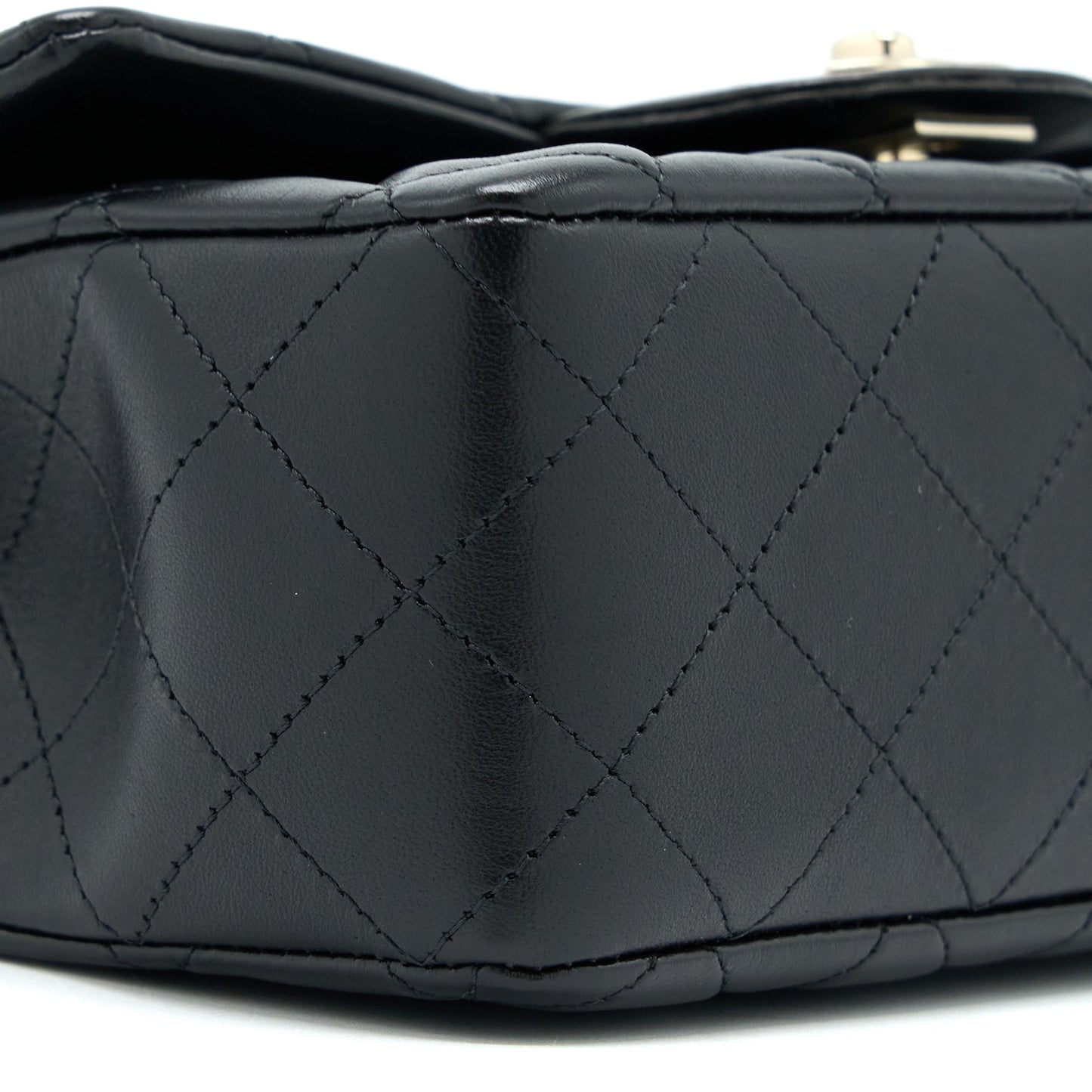 Chanel Mini Rectangular Flap Bag Lambskin Black L (Microchip)