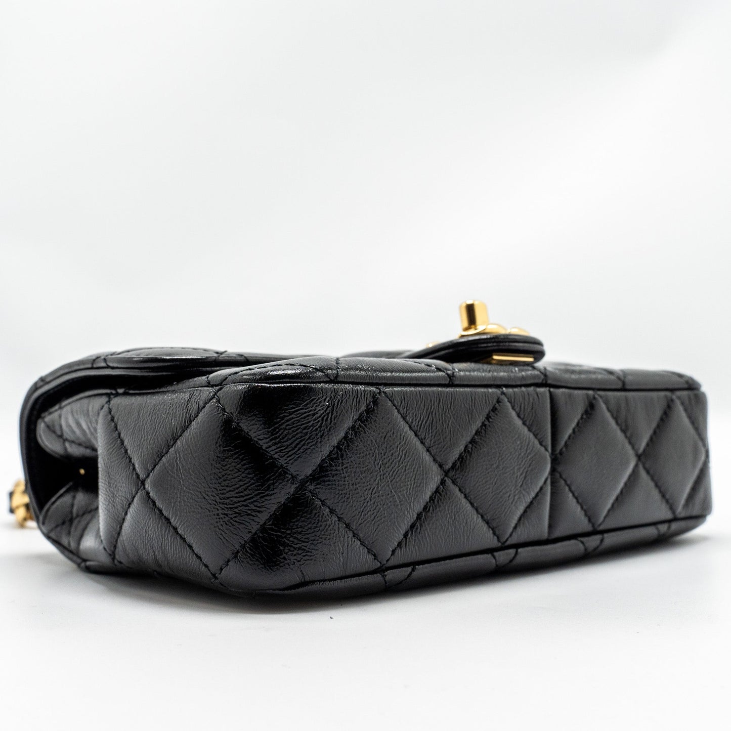 Chanel 24b Giant Chain Flap Shoulder Bag Lambskin Black  (Microchip)