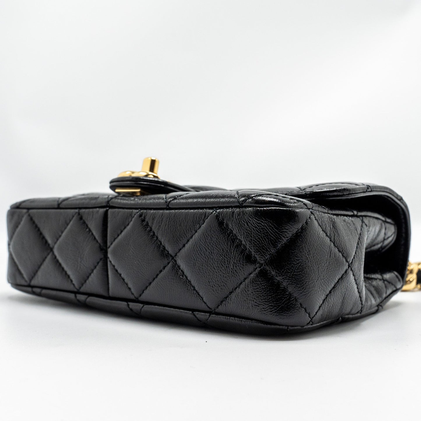 Chanel 24b Giant Chain Flap Shoulder Bag Lambskin Black  (Microchip)
