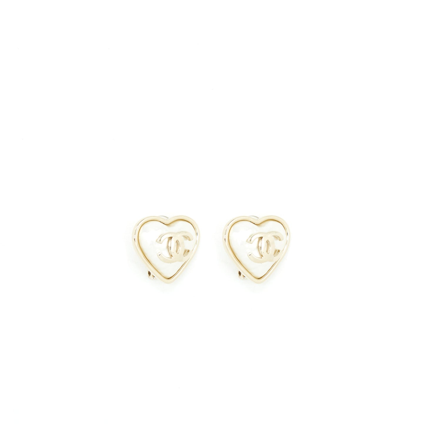 Chanel 22C Heart Earclip L