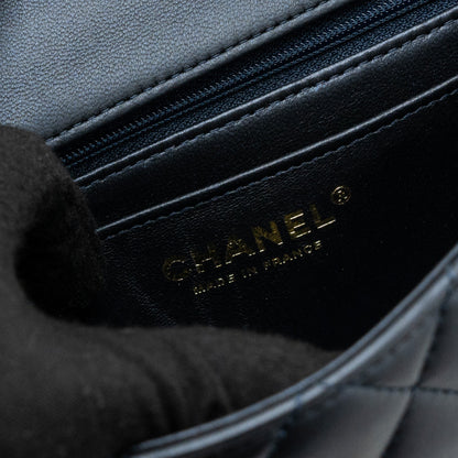 Chanel 22a Top Handle Mini Rectangular Flap Bag Lambskin Dark Blue L(Microchip)