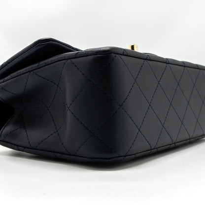 Chanel 22a Top Handle Mini Rectangular Flap Bag Lambskin Dark Blue L(Microchip)