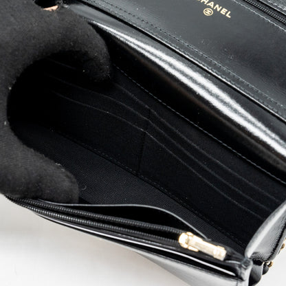 Chanel 24C 31 wallet on chain shiny calfskin black L (Microchip)