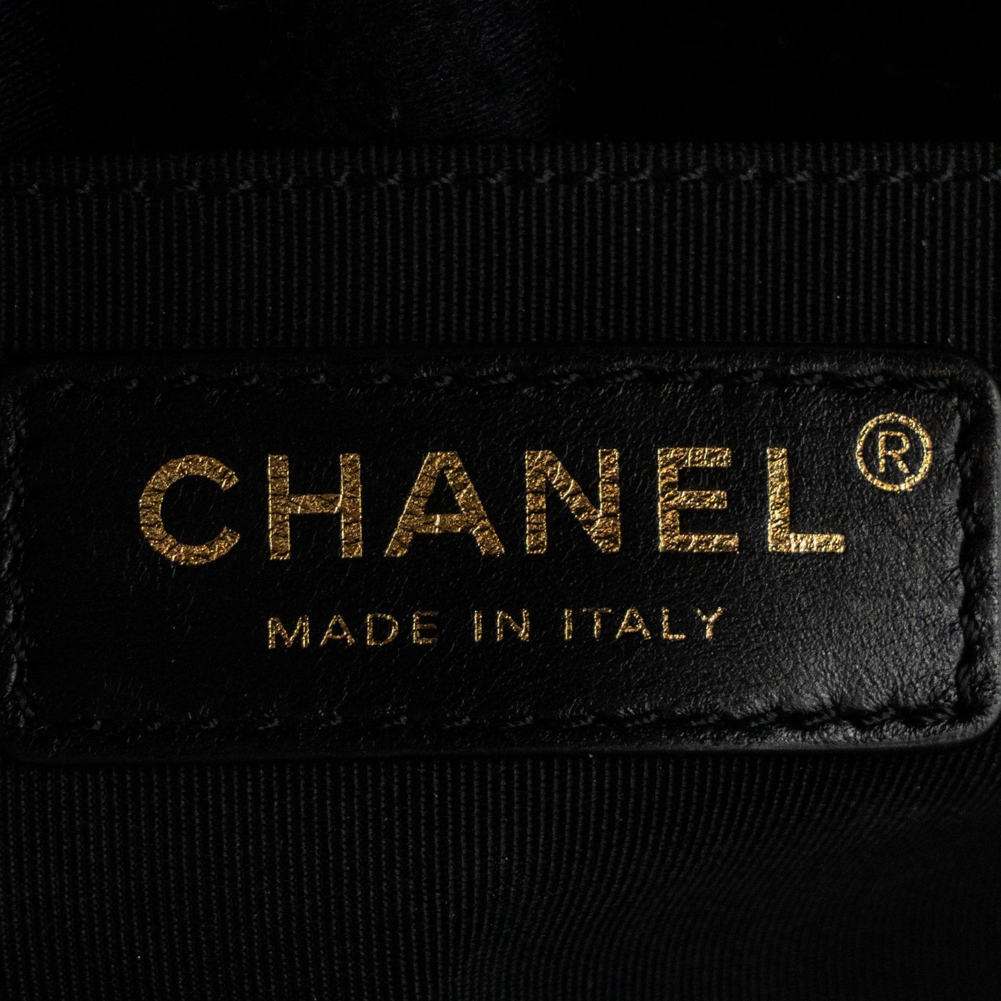 Chanel medium boy bag caviar black brushed  (microchip )