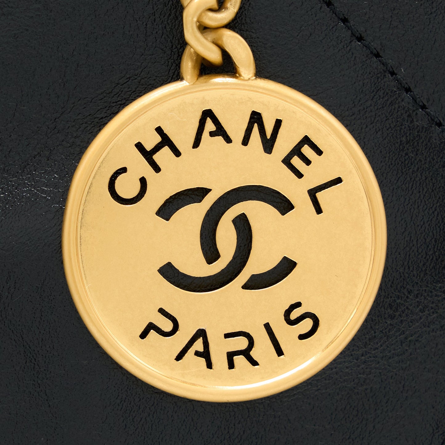 Chanel 22 Bag Medium Shiny Calfskin Black In Gold Letter  (Microchip)