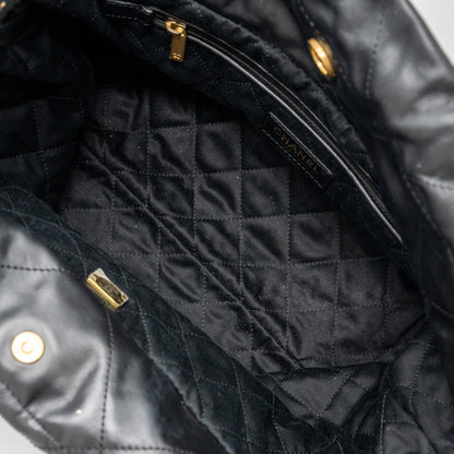 Chanel medium 22 bag calfskin black  (microchip)