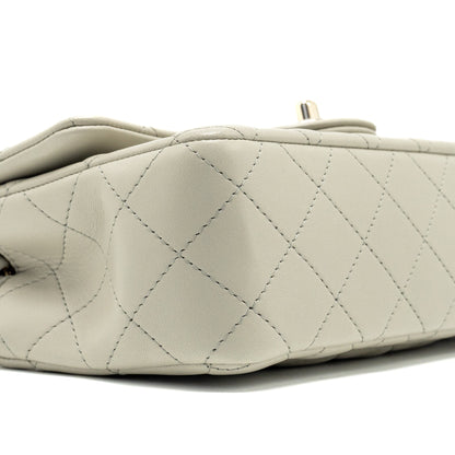 Chanel 22C mini rectangular flap bag lambskin grey L (microchip)