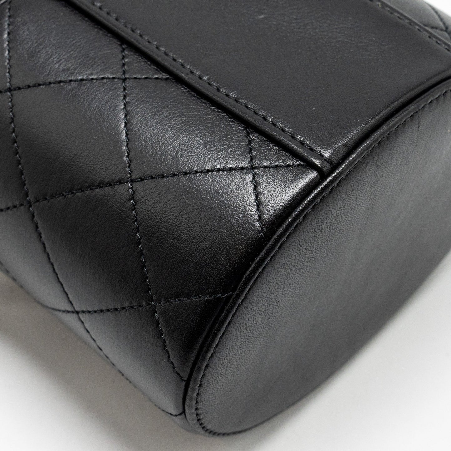 Chanel Pearl Letter Logo Detailed Vanity Case Calfskin Black