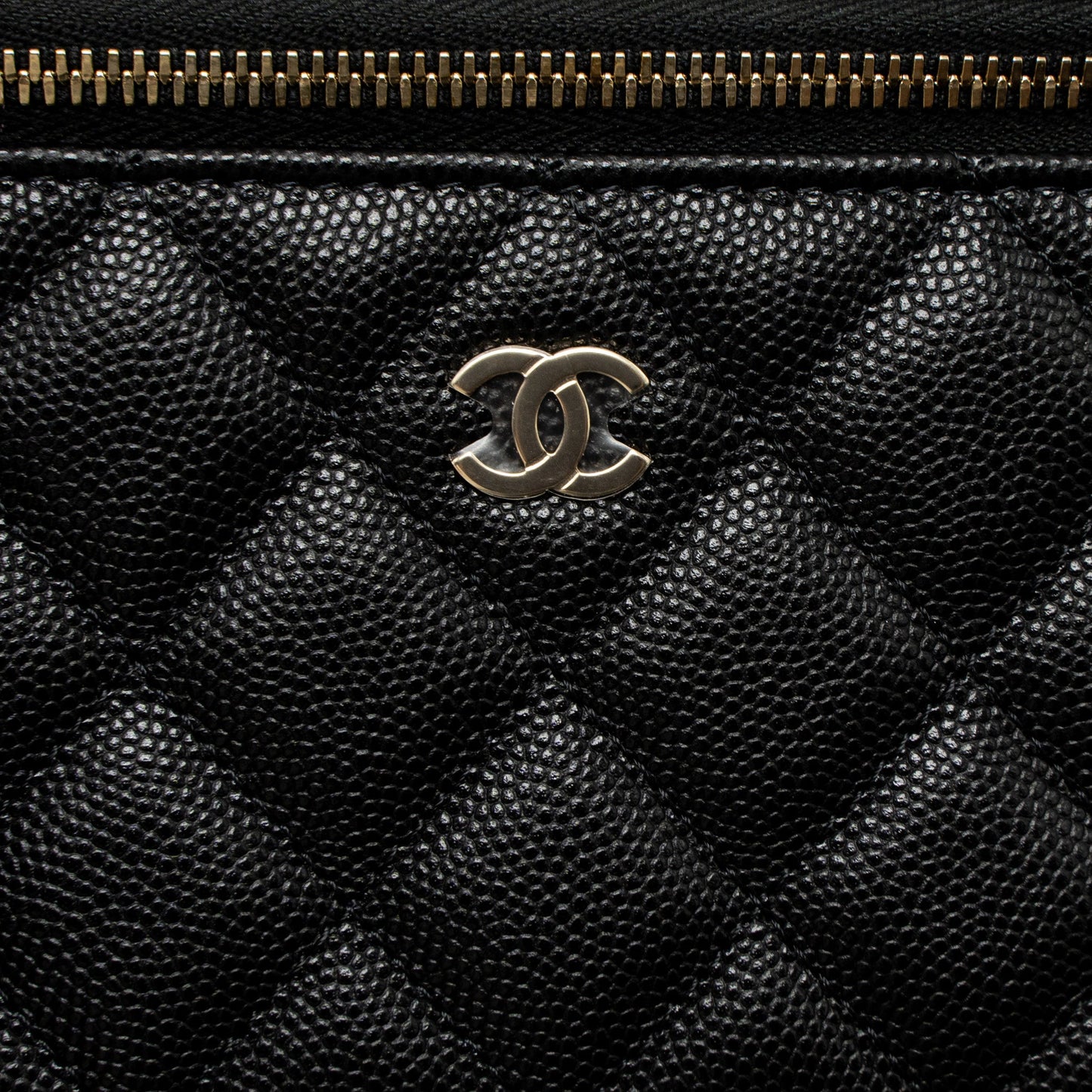 Chanel Long Vanity with Chain Caviar Black L (Microchip)