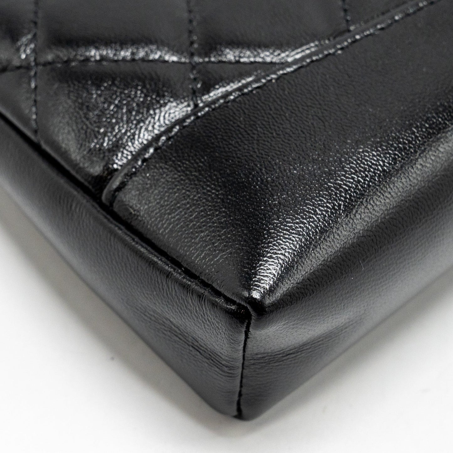 CHANEL 24S Mini 31 Clutch with Chain Shiny Lambskin Black L (microchip)