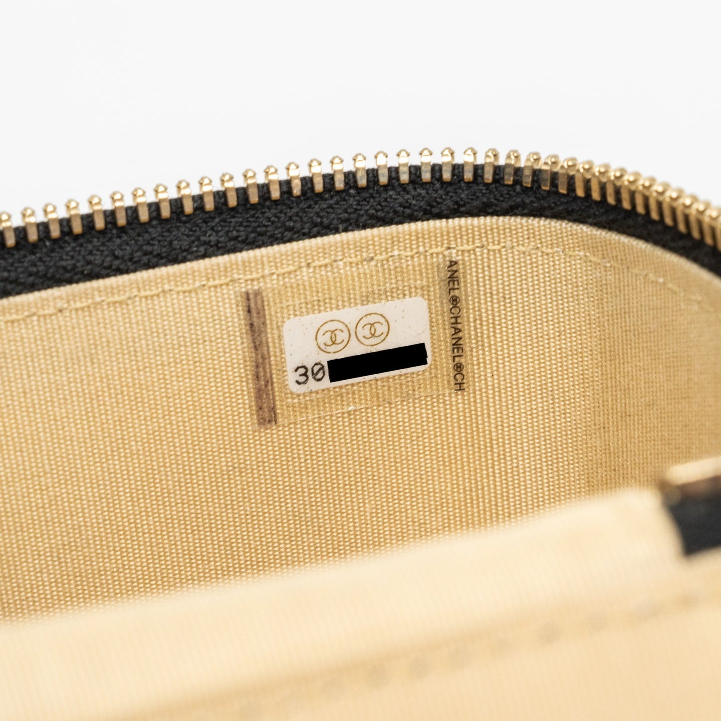 Chanel Pearl Crush mini vanity with chain lambskin black with