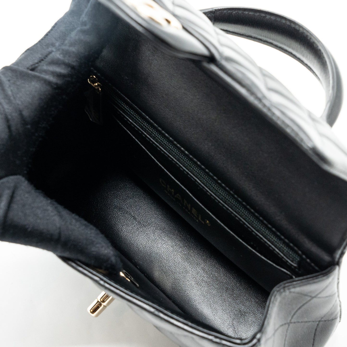 Chanel top handle mini rectangular flap bag lambskin black L (microchip)