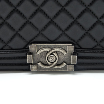 Chanel Medium Boy Bag Lambskin Black Ruthenium Sliver Hardware