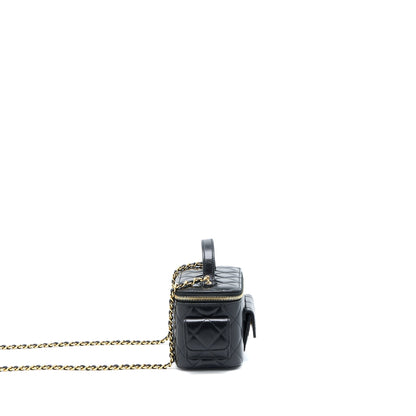 Chanel 22K Top Handle Pocket Long Vanity With Chain Black