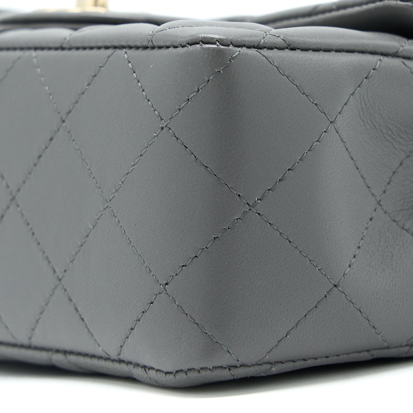 Chanel 22A Mini Rectangular Flap Bag Lambskin Grey L (Microchip)