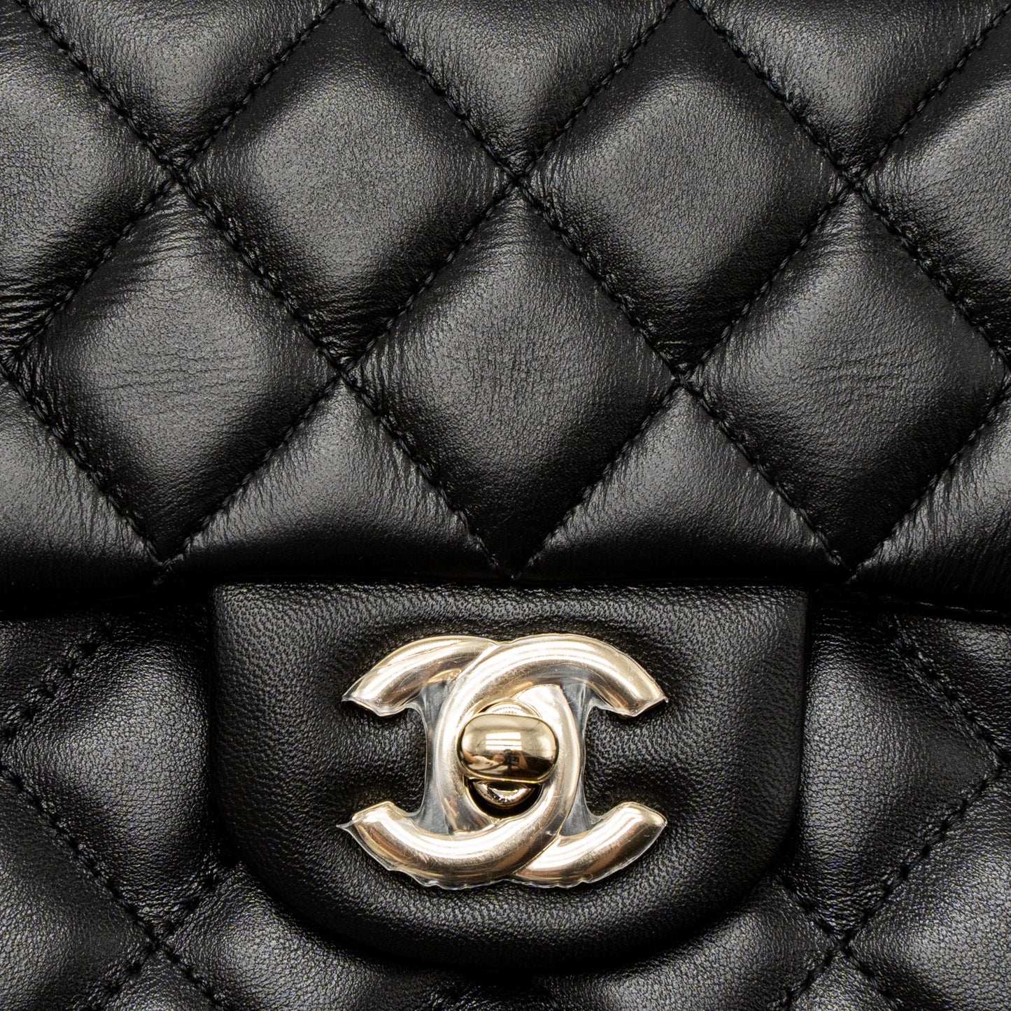 Chanel Mini Rectangular Flap Bag Lambskin Black L (Microchip)