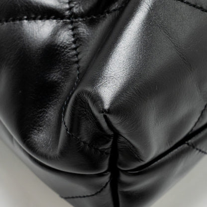 Chanel Medium 22 Bag Shiny Calfskin Black  (microchip)