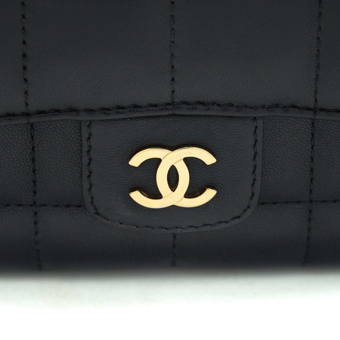 Chanel Camellia Mini Flap shoulder Bag Lambskin black