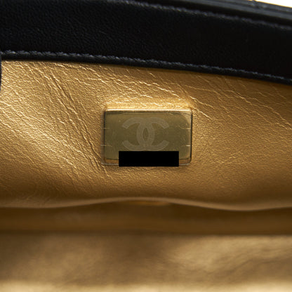 Chanel 21B pearl crush Square mini flap Bag black  (new version with microchip)