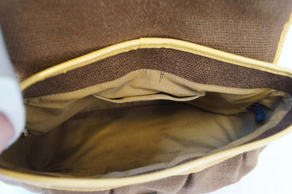 Fendi Raffia B Canvas Brown Shoulder Bag Mint Condition
