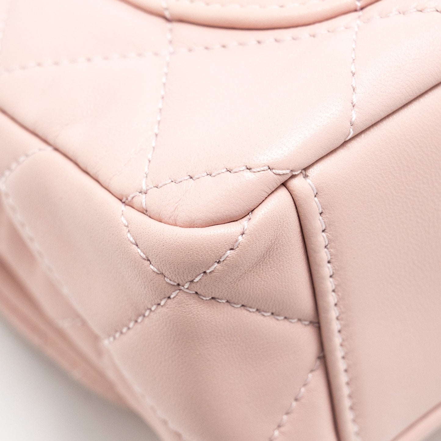 Chanel 22b Flap Bag with Gem Chain Lambskin Dust Pink  (microchip)