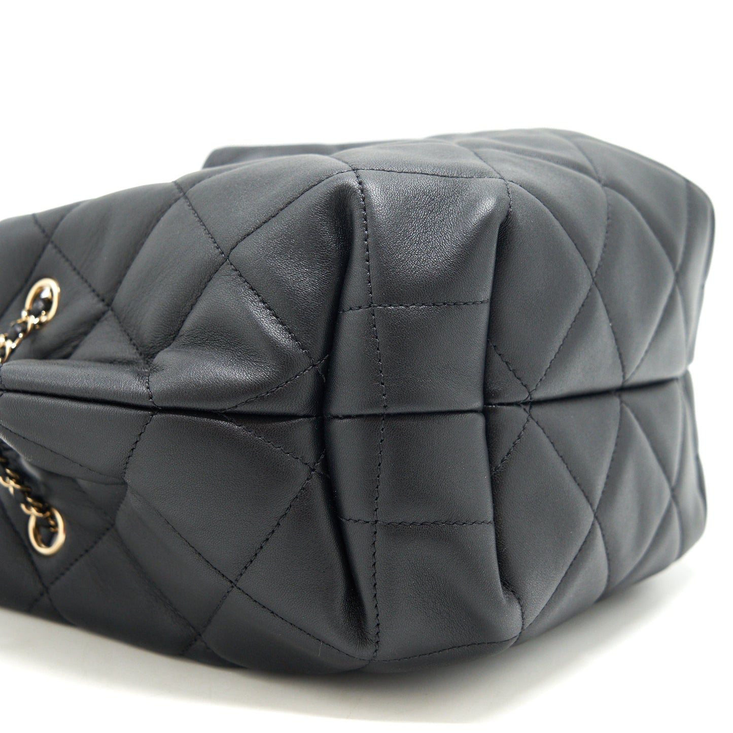 Chanel drawstring Bucket bag Quilted Lambskin Black L