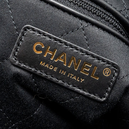 Chanel Medium 22 Bag fabric / tweed multicolour  (microchip)