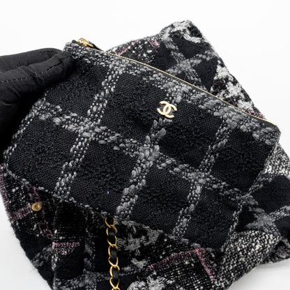 Chanel Medium 22 Bag fabric / tweed multicolour  (microchip)
