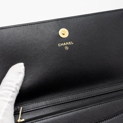 Chanel 23A clutch with chain lambskin black  (microchip)