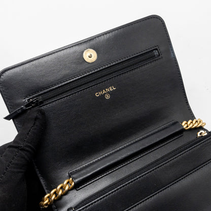 Chanel Boy Wallet On Chain caviar black  (microchip)