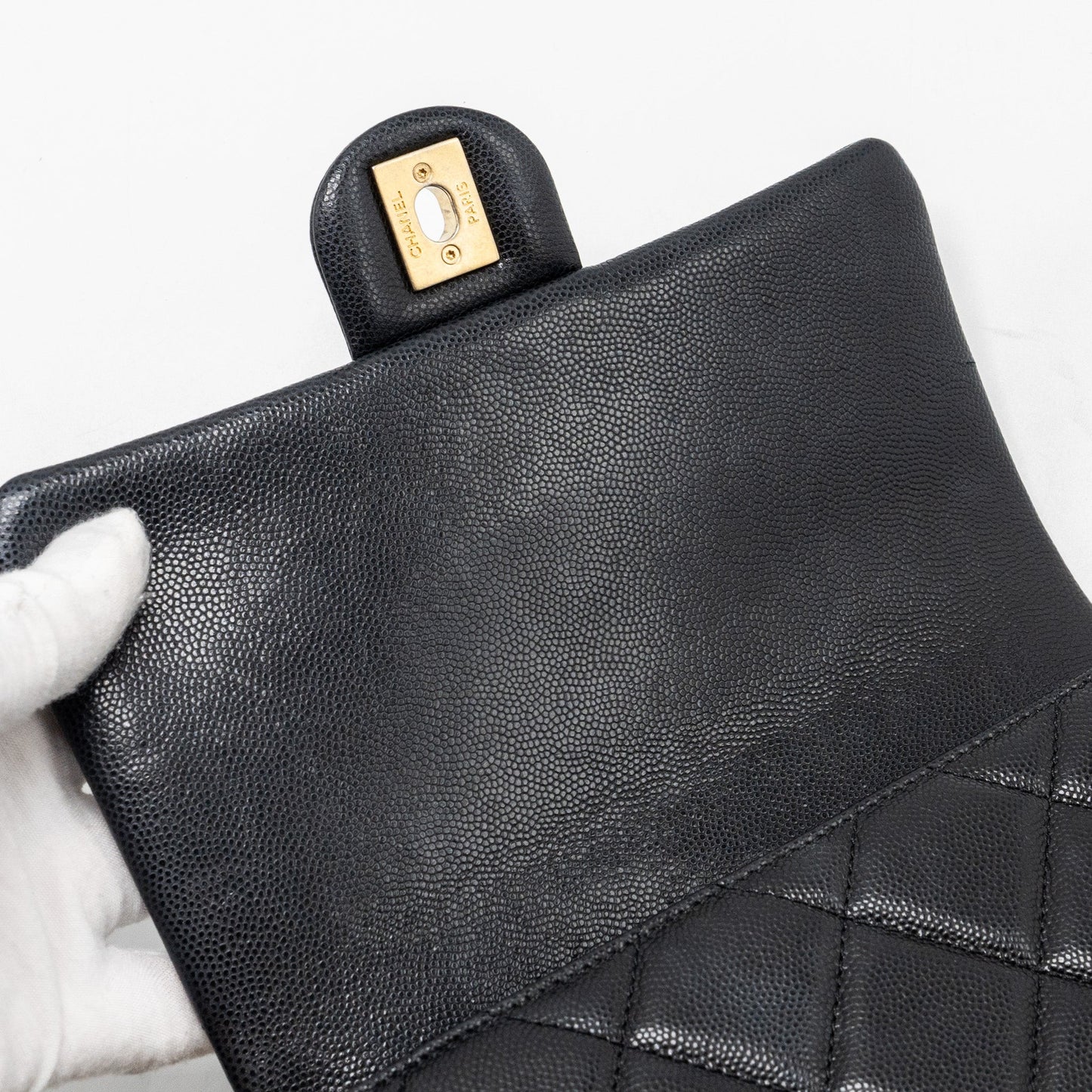 Chanel Twist your button quilted flap bag caviar black  (microchip)