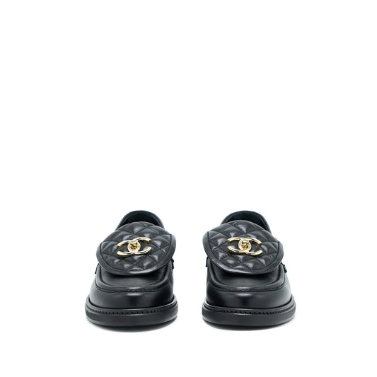 Chanel Size 38 CC Turnlock Loafers Black Quilted Leather L