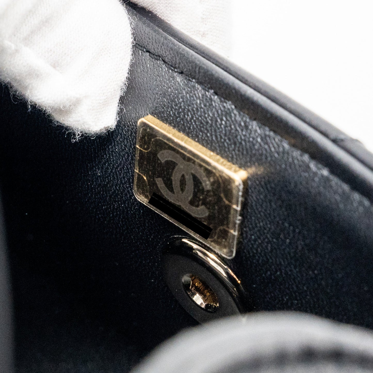 Chanel 23k top handle vanity bag shiny calfskin black  (microchip)