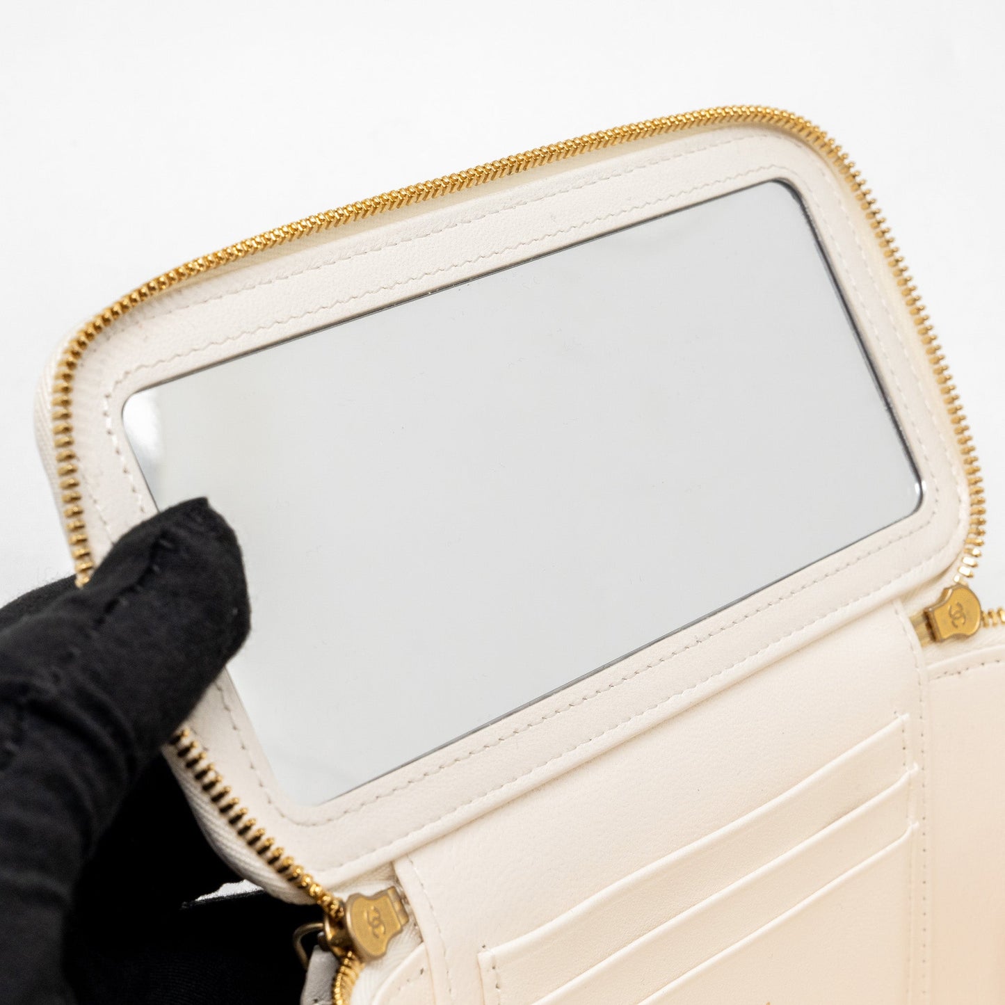 Chanel long vanity with Coco letter chain lambskin white  (microchip)