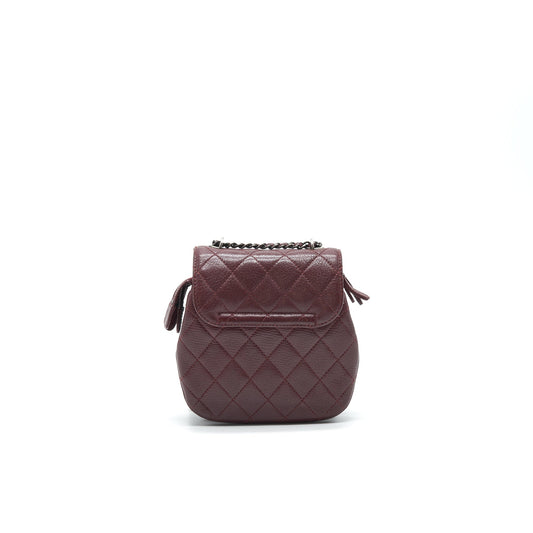 CHANEL Small Flap Bag With Chain Burgundy