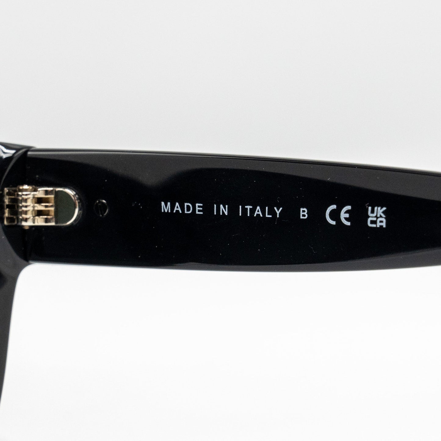 Chanel CC Heart Detailed Square Sunglasses Black L