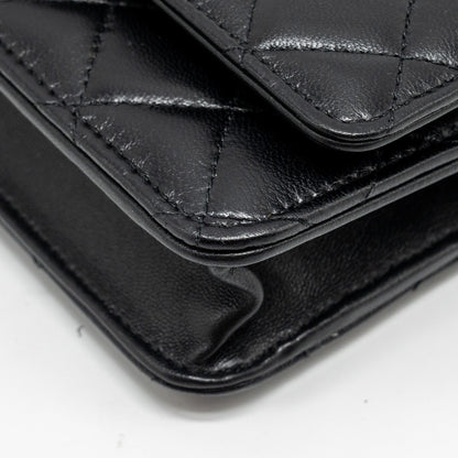 Chanel Pearl Detailed Top Handel Wallet On Chain Lambskin Black L (Microchip)