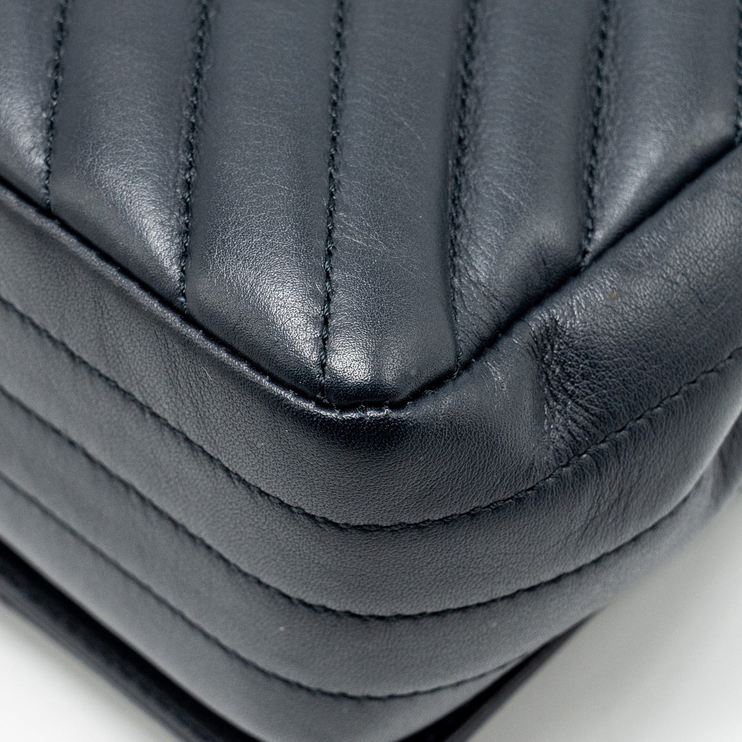 Chanel Seasonal Chevron Flap Bag Calfskin Dark Navy L